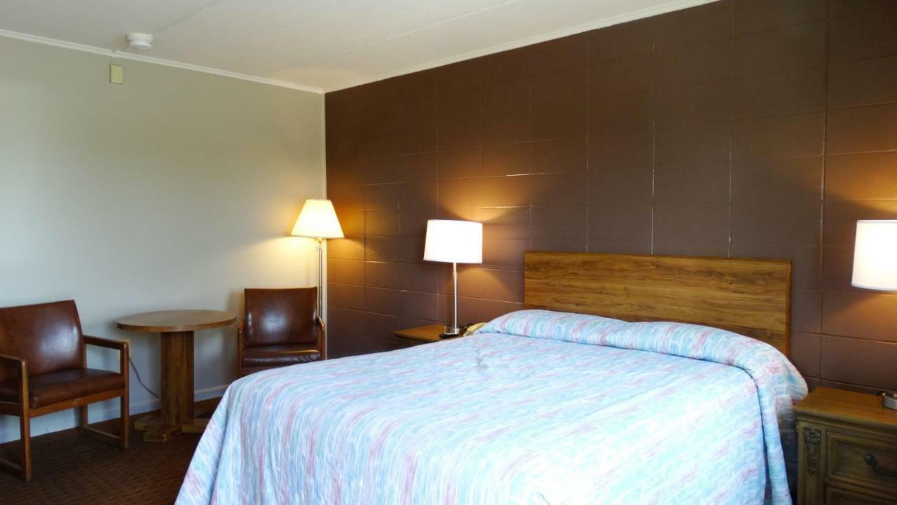 Attican Motel - Attica - Batavia - Warsaw - Darien Lake Екстериор снимка