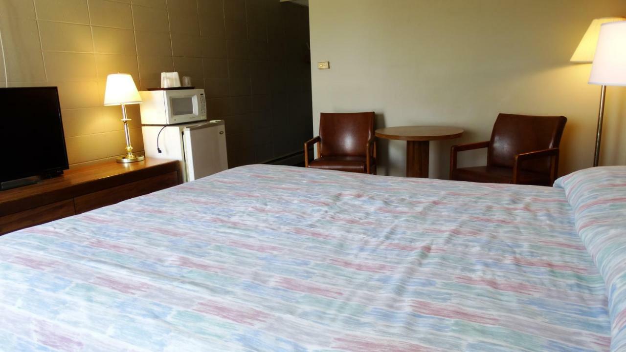 Attican Motel - Attica - Batavia - Warsaw - Darien Lake Екстериор снимка